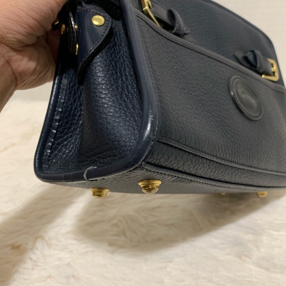 SOLD Vintage Dooney AWL Buckle Zip Top Shoulderbag - Picture 16 of 16